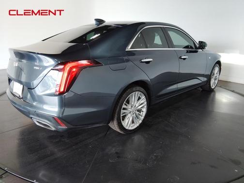 2022 Cadillac CT4 Premium Luxury