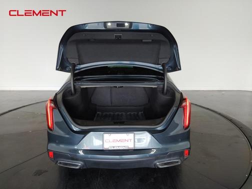 2022 Cadillac CT4 Premium Luxury