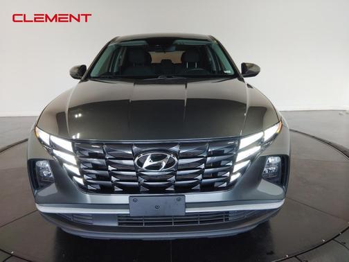2023 Hyundai TUCSON SE