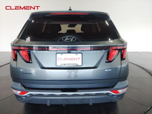 2023 Hyundai TUCSON SE