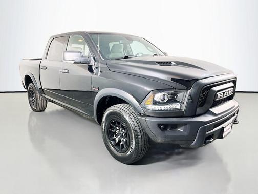 Diamond Black 2021 RAM 1500 Classic SLT