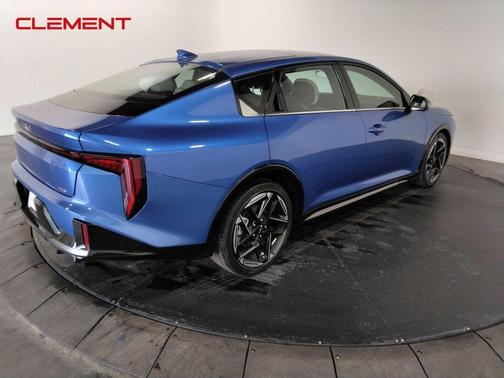 2025 Kia K4 GT-Line