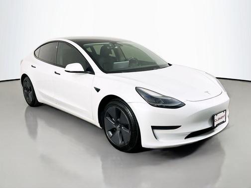 Pearl White 2021 Tesla Model 3 Standard Range Plus
