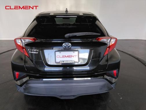 2021 Toyota C-HR XLE