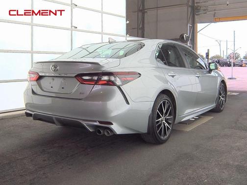2022 Toyota Camry SE Nightshade