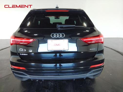 2023 Audi Q3 45 S line Premium