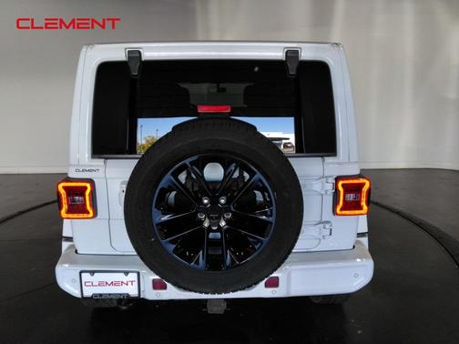 2022 Jeep Wrangler Unlimited Sahara High Altitude