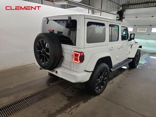 2022 Jeep Wrangler Unlimited Sahara High Altitude