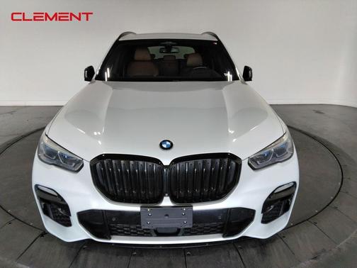 2021 BMW X5 M50i