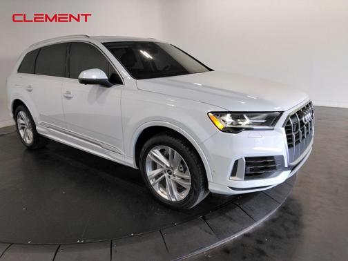 2022 Audi Q7 55 Premium Plus