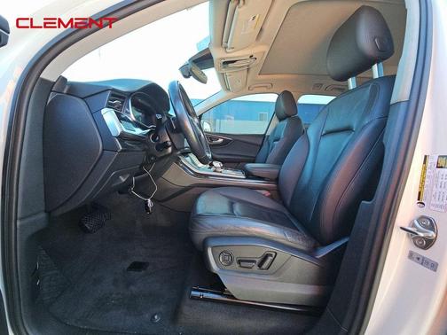 2022 Audi Q7 55 Premium Plus