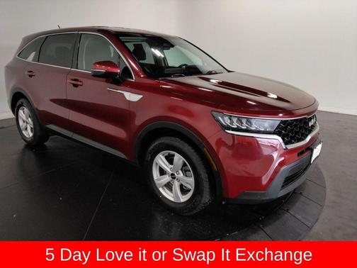 2022 Kia Sorento LX