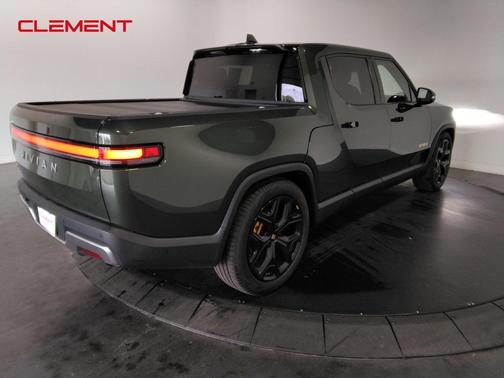 2022 Rivian R1T Adventure Package