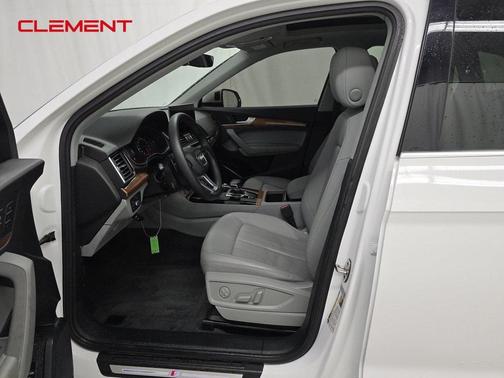 2022 Audi Q5 45 S line quattro Premium