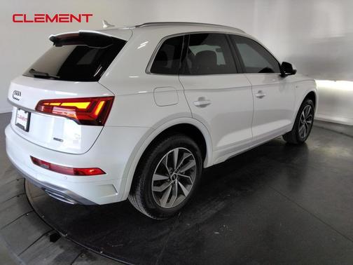 2022 Audi Q5 45 S line quattro Premium