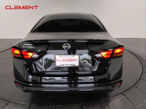 2022 Nissan Altima 2.5 S