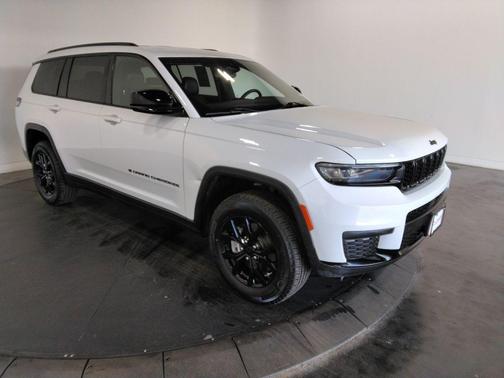 2024 Jeep Grand Cherokee L Laredo