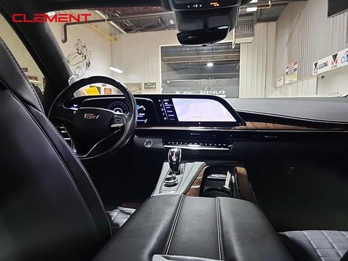 2023 Cadillac Escalade Sport Platinum