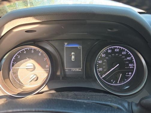 White 2022 Toyota Camry SE