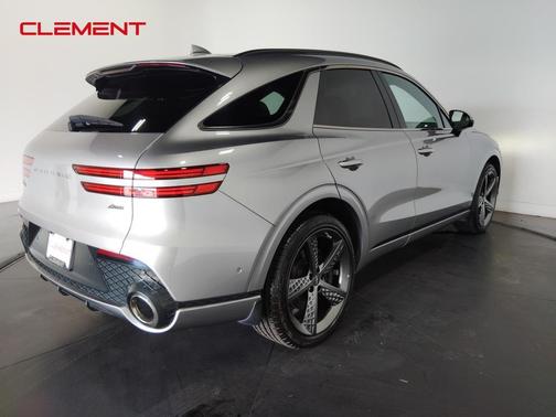 2023 Genesis GV70 2.5T