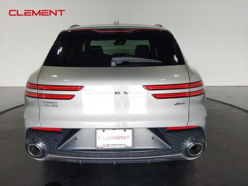 2023 Genesis GV70 2.5T
