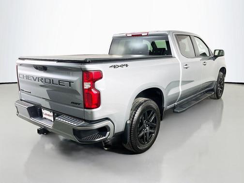 Sterling Gray Metallic 2024 Chevrolet Silverado 1500 RST