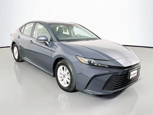 Metal 2025 Toyota Camry LE