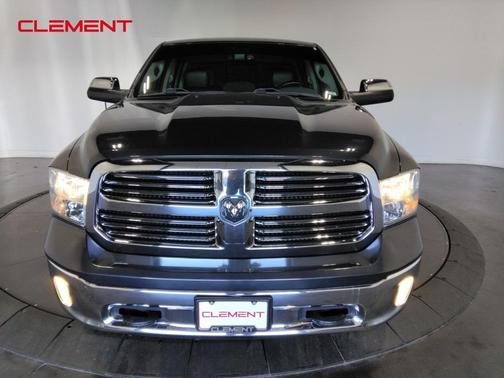 2017 RAM 1500 SLT