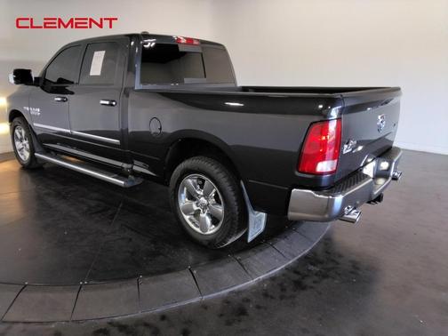 2017 RAM 1500 SLT