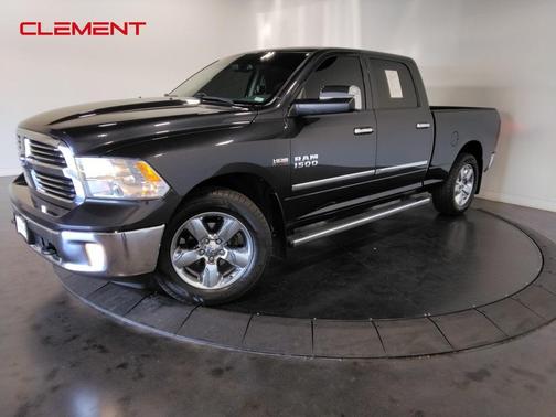 2017 RAM 1500 SLT