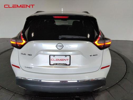 2023 Nissan Murano SV