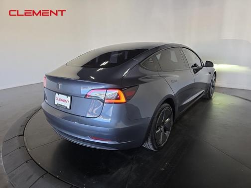2022 Tesla Model 3 Base