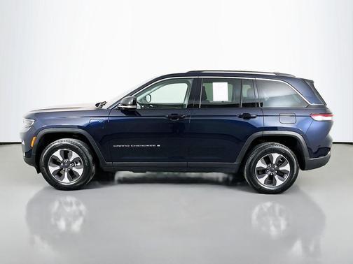 2022 Jeep Grand Cherokee 4xe Base