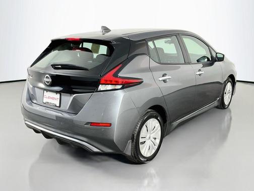Gun Metallic 2023 Nissan Leaf S