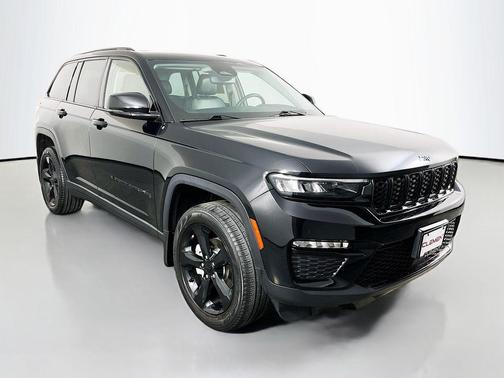 Diamond Black 2023 Jeep Grand Cherokee Limited
