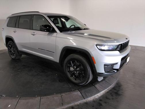 2024 Jeep Grand Cherokee L Laredo