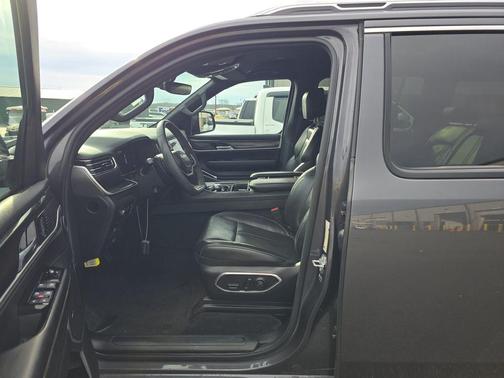 2022 Jeep Wagoneer Series I