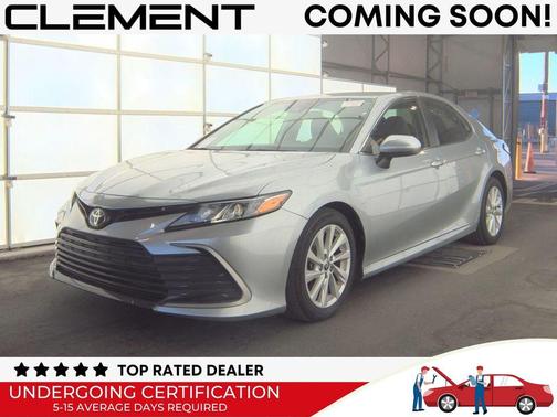 Wind Chill Pearl 2022 Toyota Camry LE