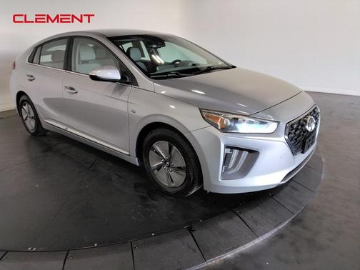 2020 Hyundai IONIQ Hybrid SE