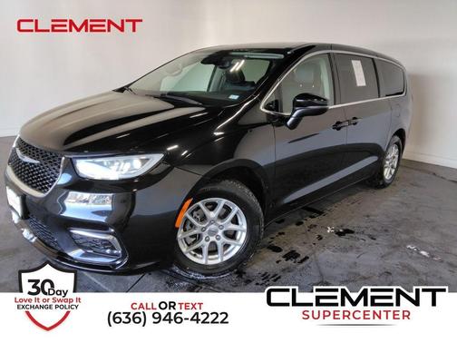 2023 Chrysler Pacifica Touring-L