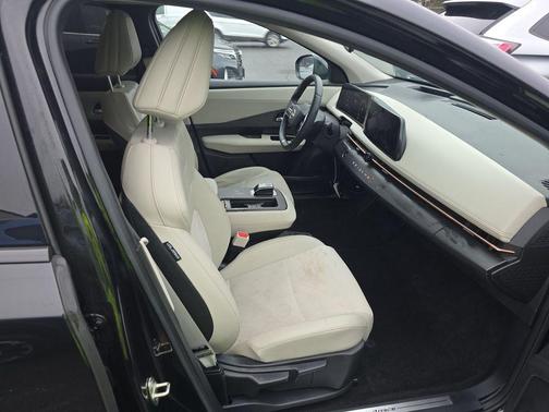 Black (P) 2024 Nissan ARIYA ENGAGE+