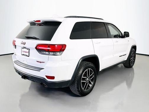 Bright White Clearcoat 2018 Jeep Grand Cherokee Trailhawk