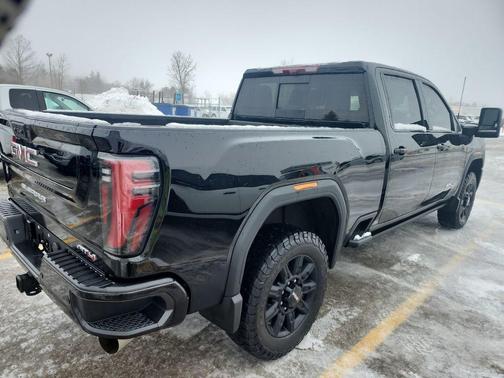 2025 GMC Sierra 2500 AT4