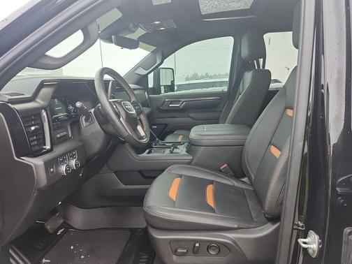 2025 GMC Sierra 2500 AT4