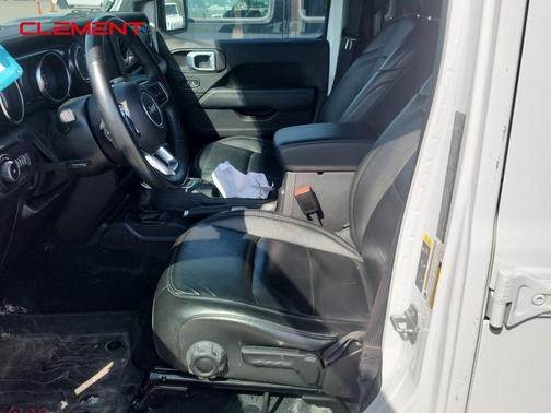 2022 Jeep Wrangler Unlimited Sahara Altitude