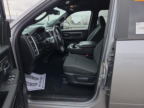 2022 RAM 1500 Classic SLT