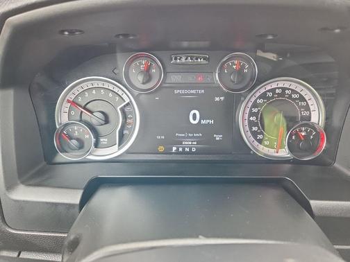 2022 RAM 1500 Classic SLT