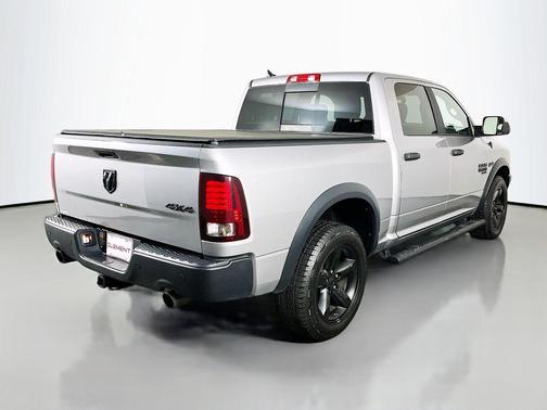 Billet Silver Metallic Clearcoat 2022 RAM 1500 Classic SLT