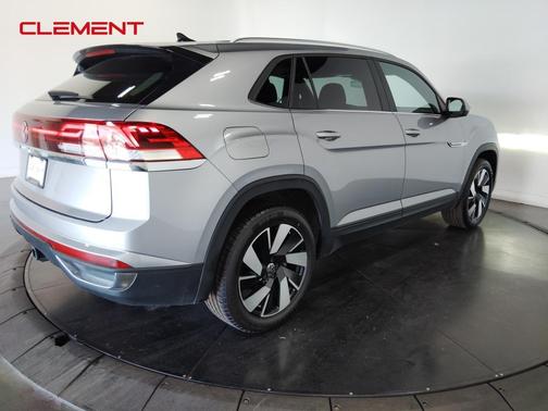 2024 Volkswagen Atlas Cross Sport 2.0T SE w/Technology
