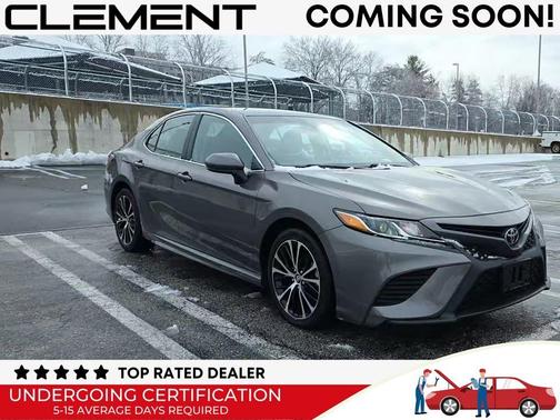 2020 Toyota Camry SE